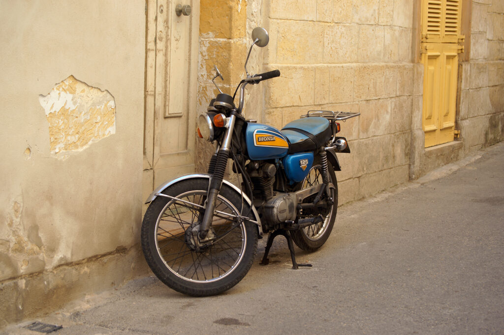 Birgu Malta Honda 125